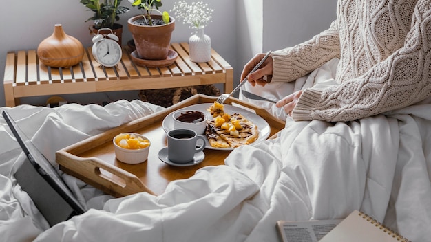 Desayuno de primer plano con panqueques