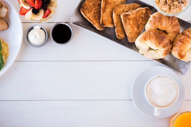 Foto gratuita desayuno