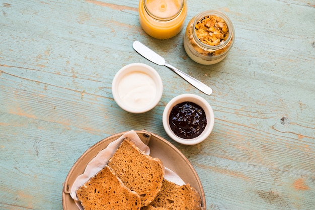 Foto gratuita desayuno