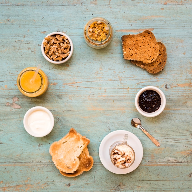 Foto gratuita desayuno