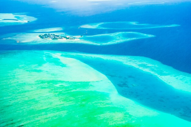 destinos coral cubo el agua del paisaje