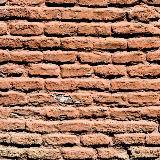 Detalle de muro de ladrillos marrones