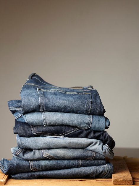 los detalles de la tela de blue jeans