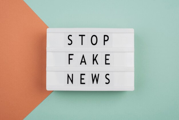 Detener el concepto de noticias falsas sobre la vista
