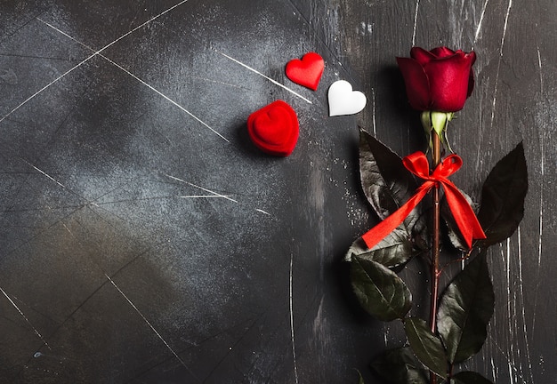 Día de San Valentín casarse conmigo anillo de compromiso de boda en caja con regalo de rosa roja