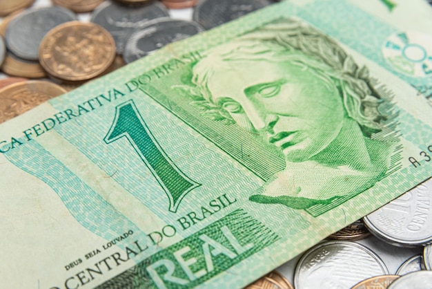 Dinero - Monedas Brasileñas - 1 Real Cedula