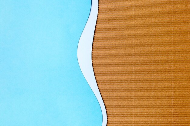Diseño de fondo de forma de papel azul claro