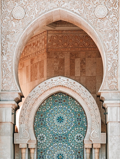 Disparo vertical de la Mezquita de Hassan II en Casablanca, Marruecos