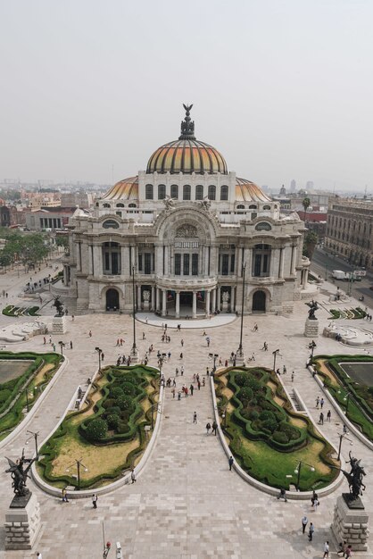 Disparo vertical del Palacio de Bellas Artes de México