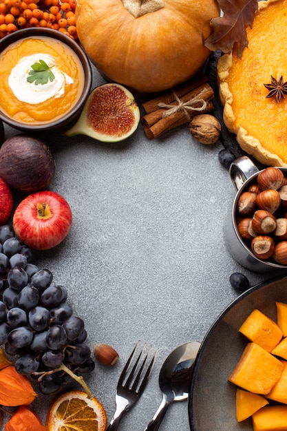 Foto gratuita disposición del espacio de copia de comida de otoño