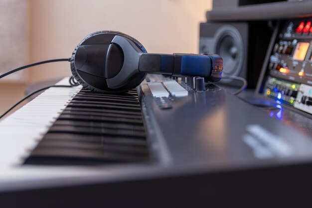 Dispositivo musical en el estudio de grabación.
