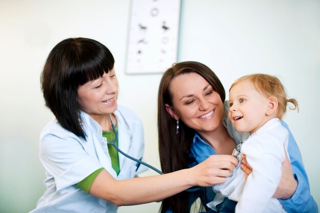 Doctor, examinar, niño