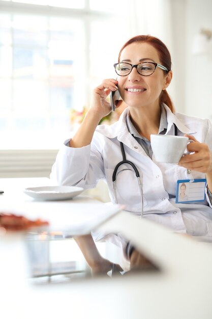 Doctor en el trabajo