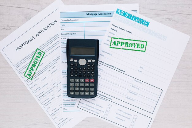 Documentos de solicitud aprobados para préstamos de crédito