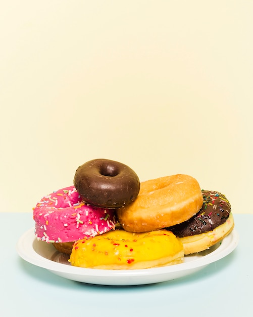 Foto gratuita donuts