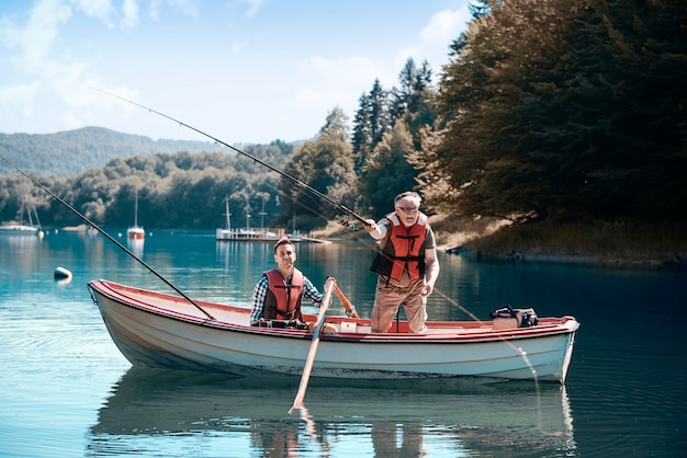 Dos hombres, relajante, y, pesca