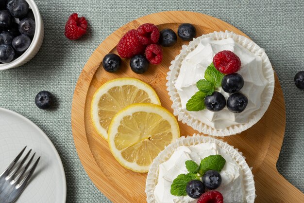 Dulces de panadería bellamente decorados