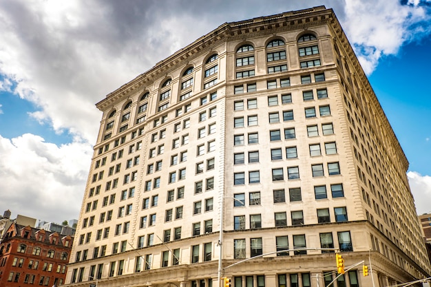 Edificio moderno en Nueva York, EE.UU.