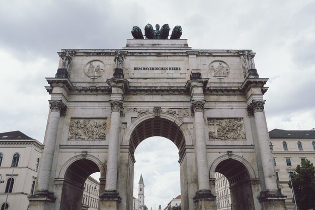 Edificio Siegestor en Munich, Alemania.