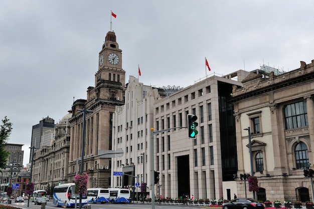 Edificios antiguos en Waitan de Shanghai