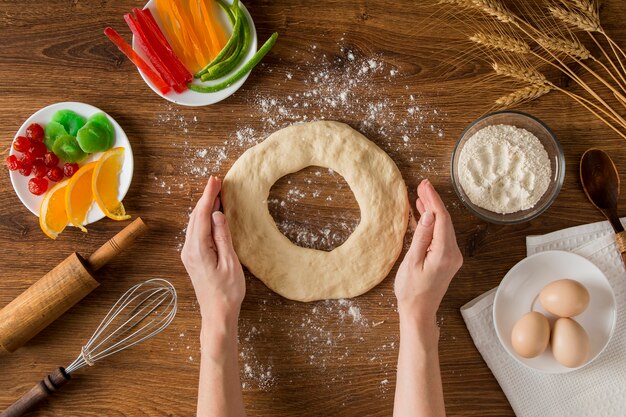 Elaboración de torta epifanía roscon de reyes