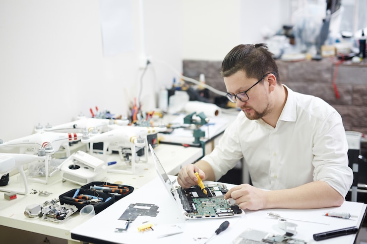 Foto gratuito electrónica moderna de desmontaje de prodigy