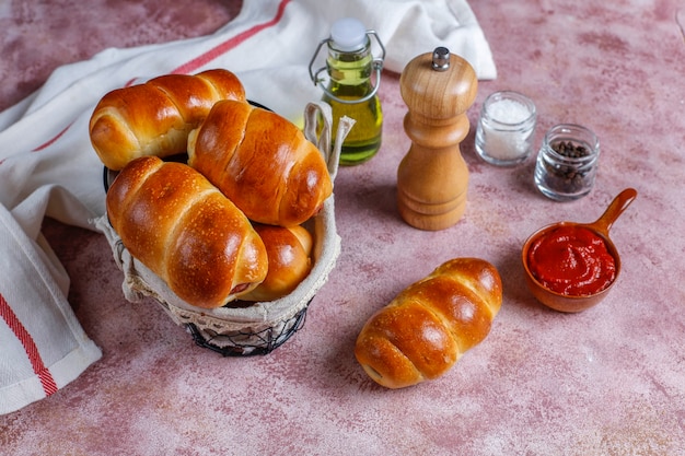 Embutidos caseros en masa.