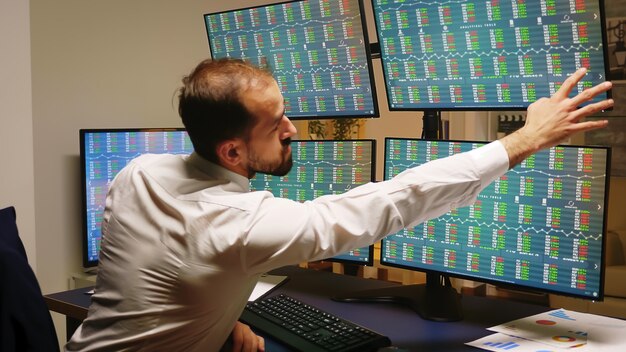 Querer competir lo condujo al trading: historia del trader Beniduboss