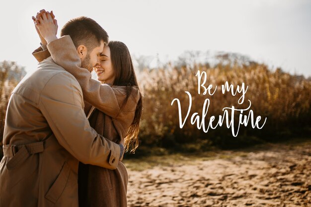 Encantadora pareja con letras de san valentín