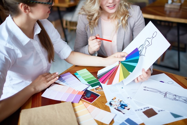 Encuentro de diseñadores de moda.