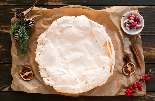 Endecha plana de pastel de merengue