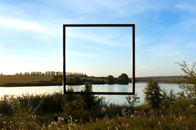 Foto gratuita enmarcando el paisaje mientras viaja