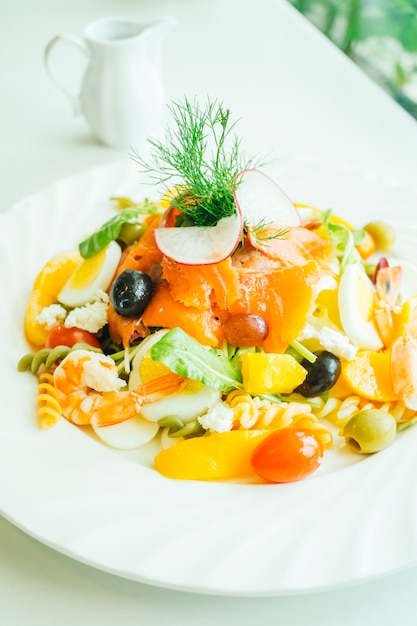 Ensalada de mariscos mezclados