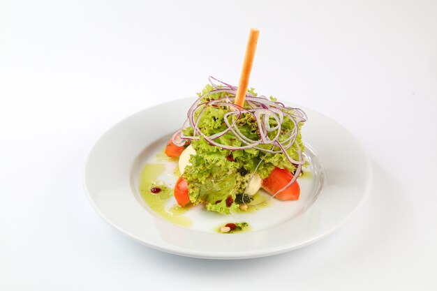 Ensalada con tomates y cebollas