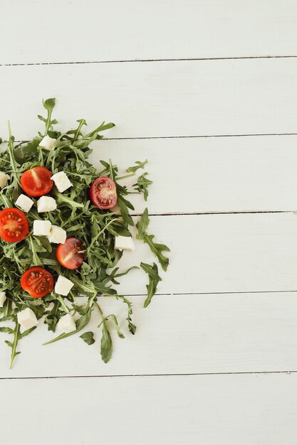 Ensalada con tomates cherry