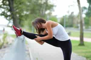 Foto gratuita entrenamiento en la calle