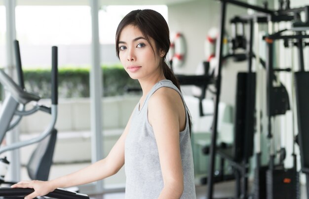 Entrenamiento de la mujer en la aptitud