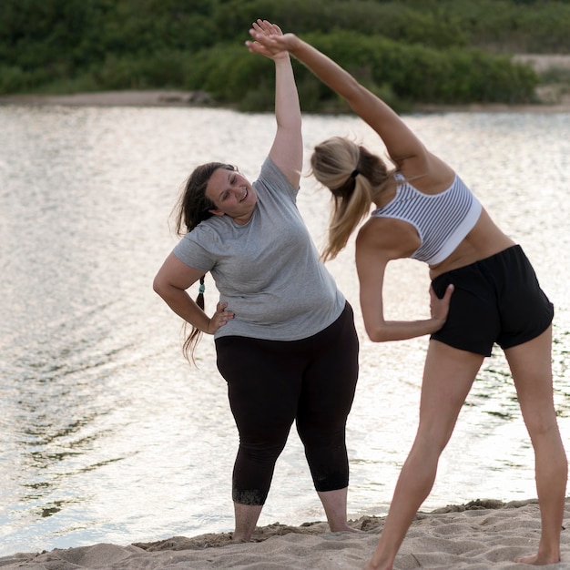 Entrenamiento de mujeres full shore en tierra