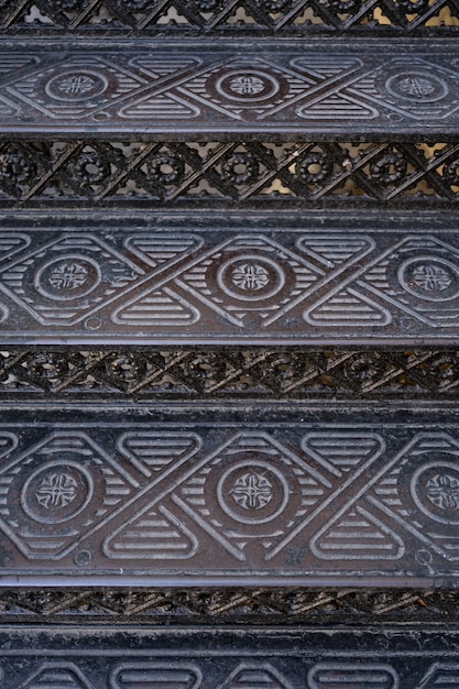 Escaleras ornamentadas metálicas vintage. Fondos y texturas