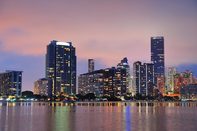 escena de la noche de miami