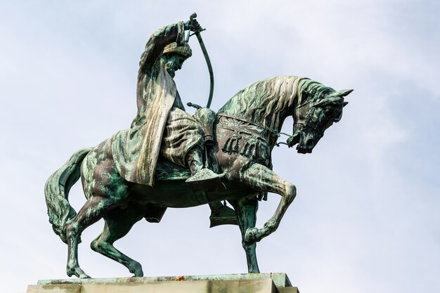 Escultura de bronce de Muhammed Ali Pasha en Grecia