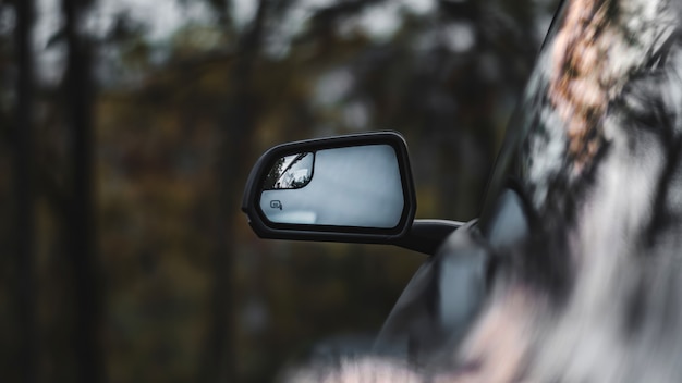 Foto gratuita espejo retrovisor de alta tecnología para automóviles