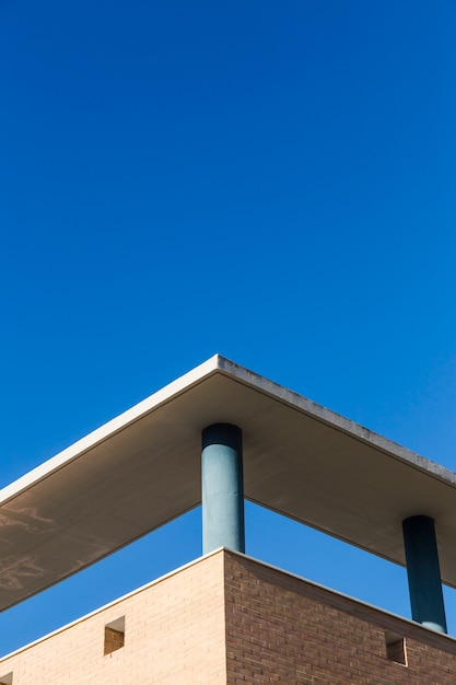 Esquina edificio de la ciudad