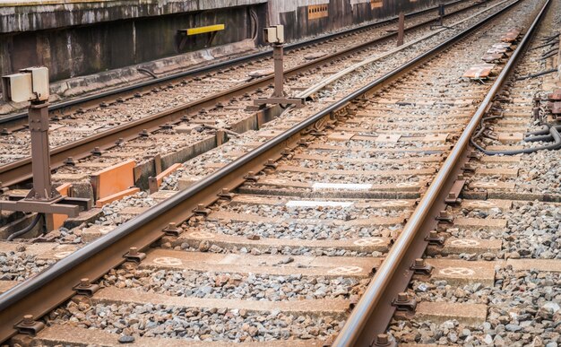 estación de tren de Japón. (Imagen filtrada procesada efecto de la vendimia