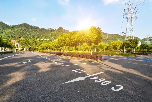 Estacionamiento en el parque