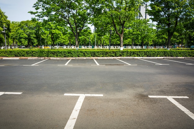 Estacionamiento vacío