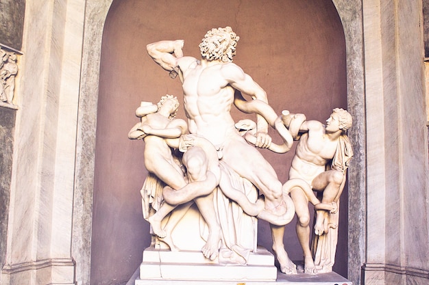 Estatua de laocoonte en roma