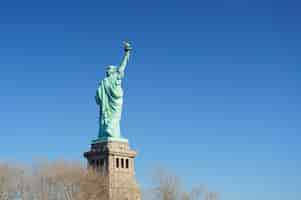 Foto gratuita estatua de la libertad de manhattan de la ciudad de nueva york