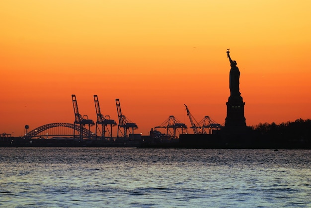 Estatua de la libertad de Manhattan de la ciudad de Nueva York