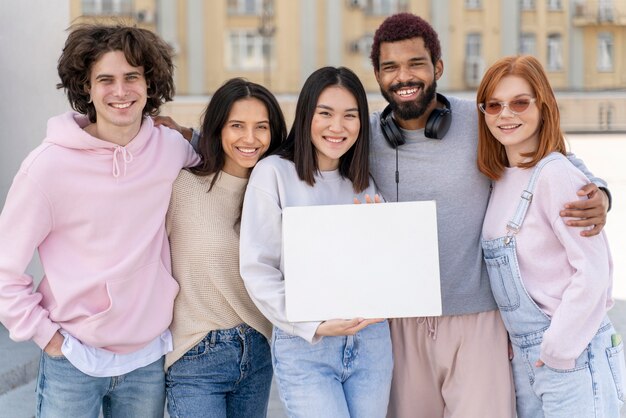 Estilo de vida en concepto de ciudad con personas.